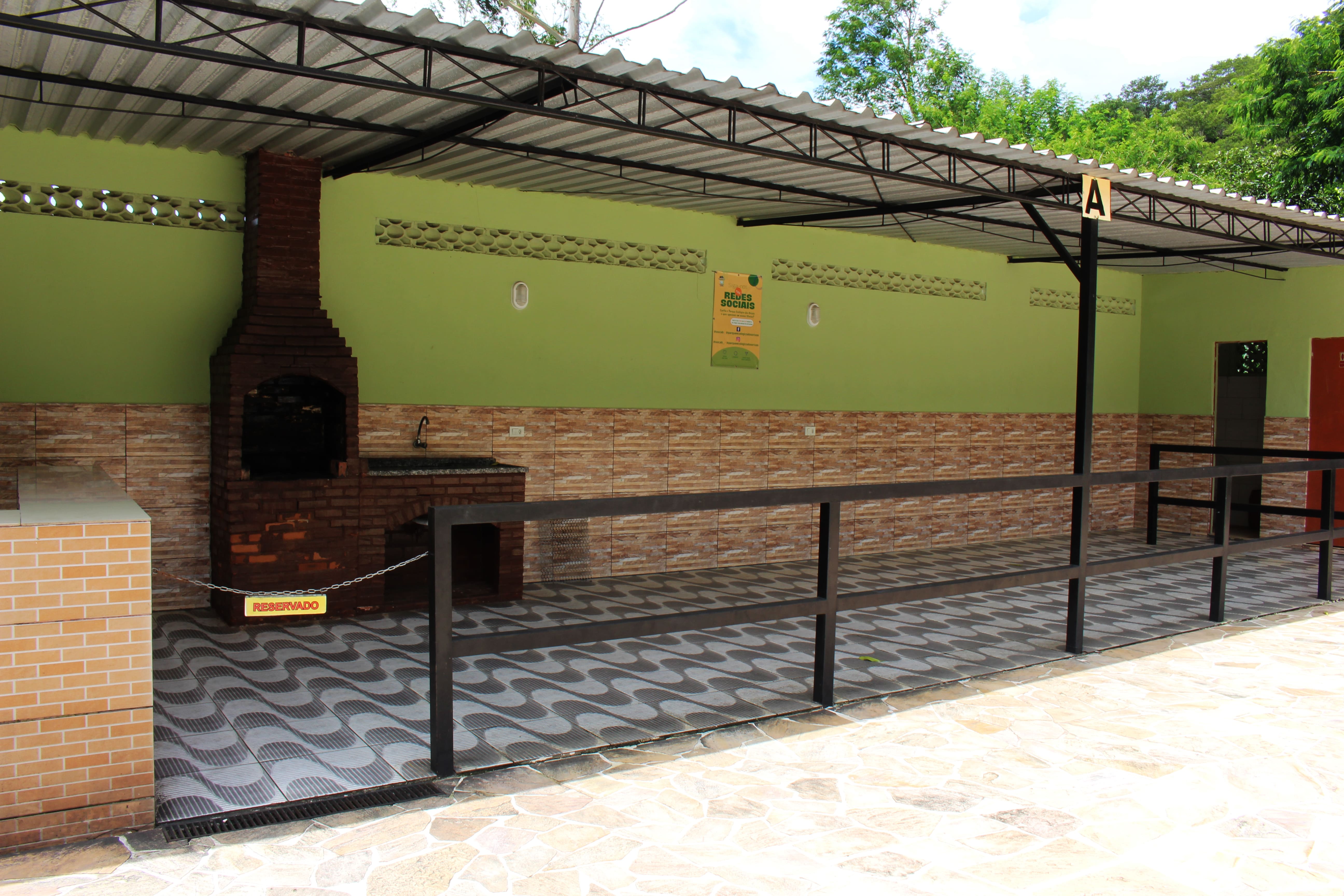 AREA DE LAZER A